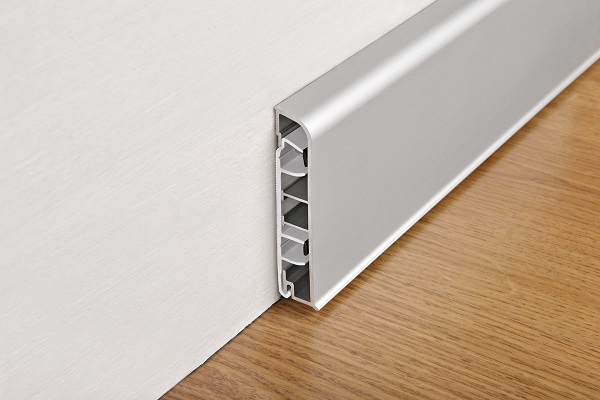 PKAA 80 Плинтус с кабель-каналом PROSKIRTING 16х80 мм, алюм анодирован, цвет серебро, длина 2000 мм