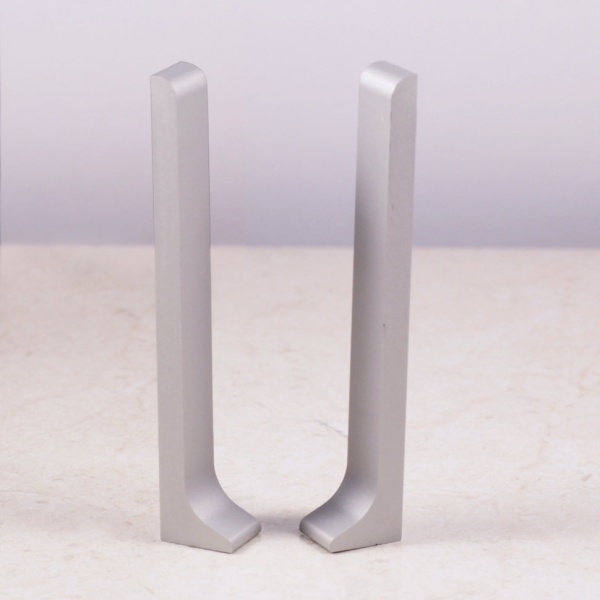 Заглушка (правая+левая) для плинтуса PL 40.3000.AA, H=40 мм, алюминий анодированный, цвет серебро